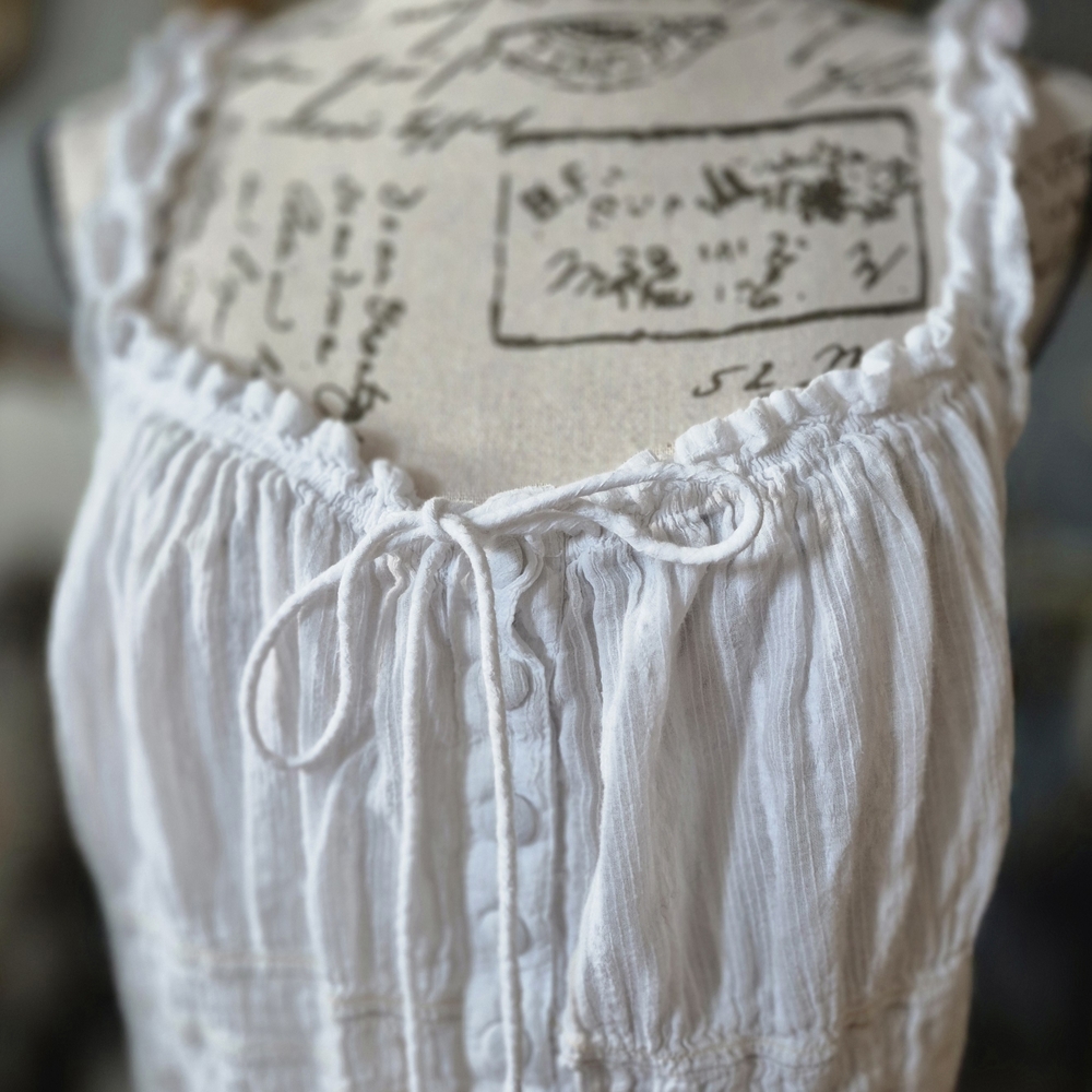 Boho Granola White Embroidered Women's Top Medium - Picture 5 of 9